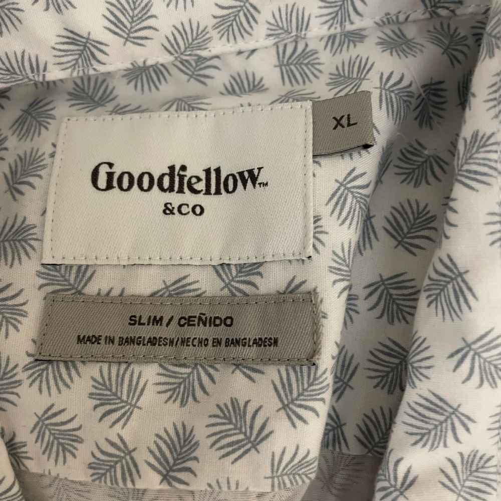 Mens button down - Picture 4 of 4